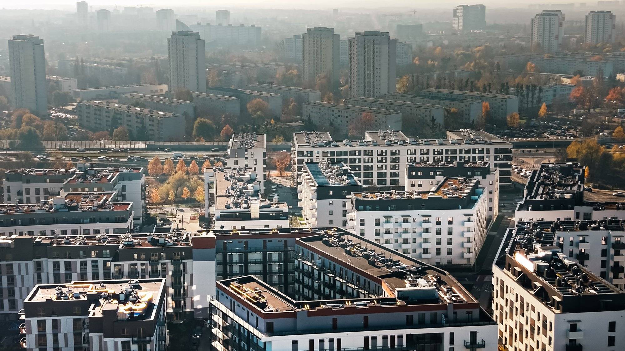 Czy warto inwestować w nieruchomości w Polsce?