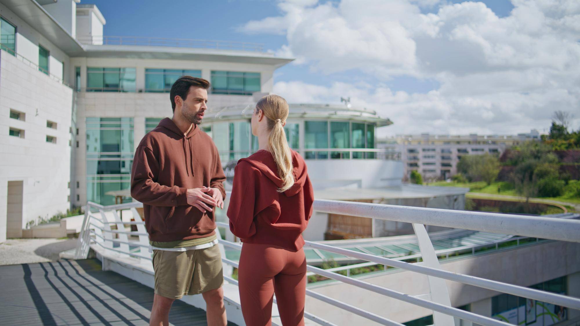Kto kupuje apartamenty nad morzem i dlaczego wybiera właśnie takie nieruchomości?